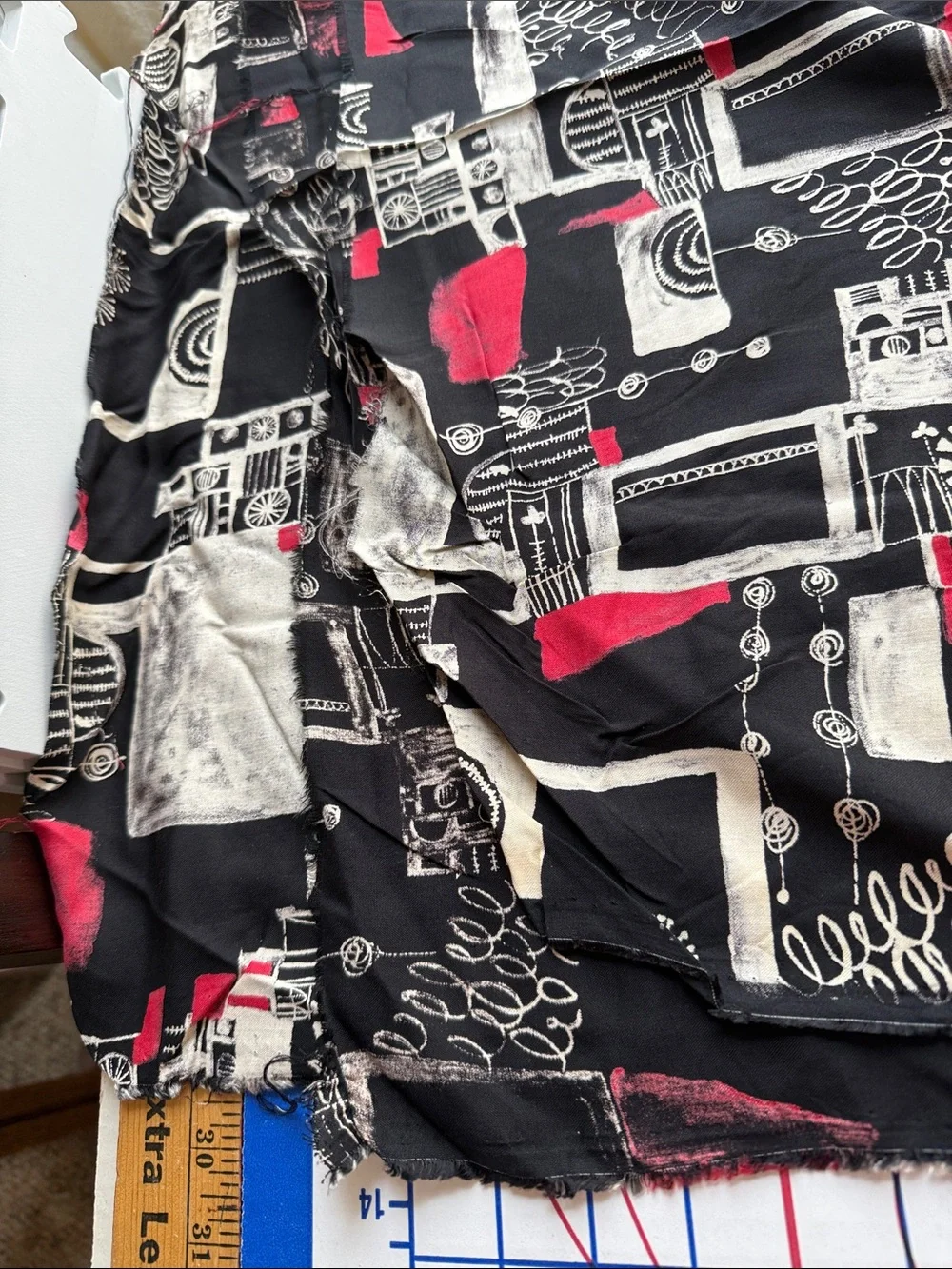 Vintage MCM Abstract Fabric Black Red Ivory 4.25 Yds x 58 Drapey Mod Print